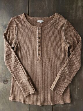 Maurices Whipstitch Henley Long Sleeve Tee - Size Small